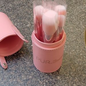 Pür Travel Essentials 12 Piece Set